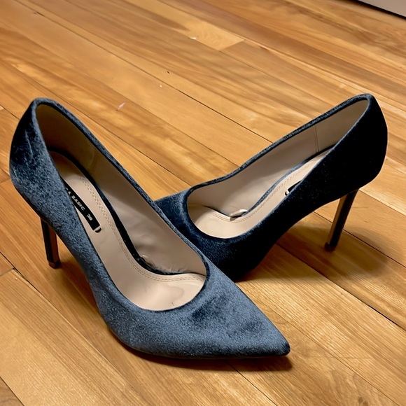 Zara Bleu velvet heels - Picture 1 of 3